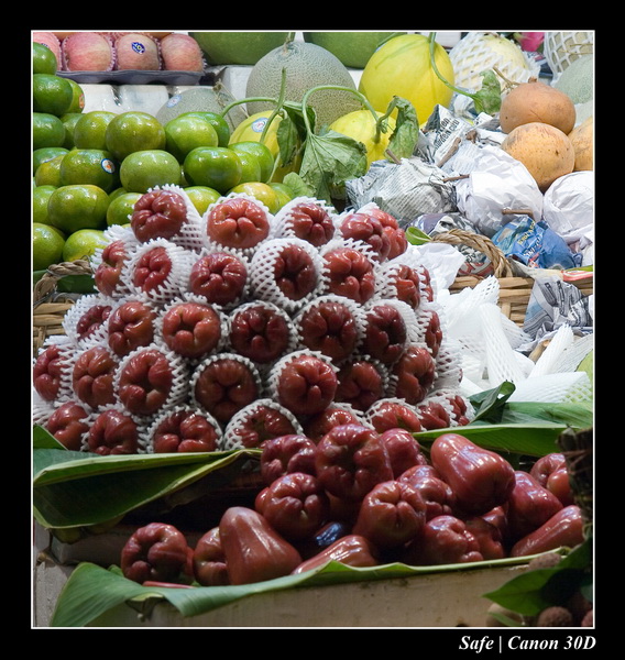 2006 - 07 - Phnom Penh - Marche de nuit 07